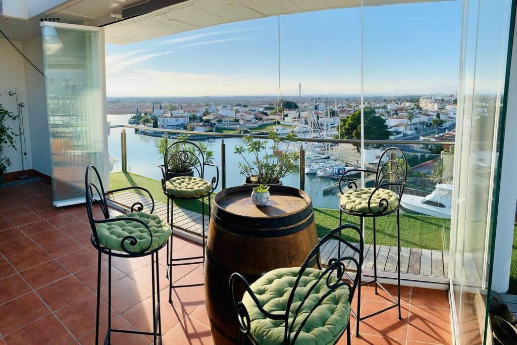 Les Marines Apartment Roses Exterior foto