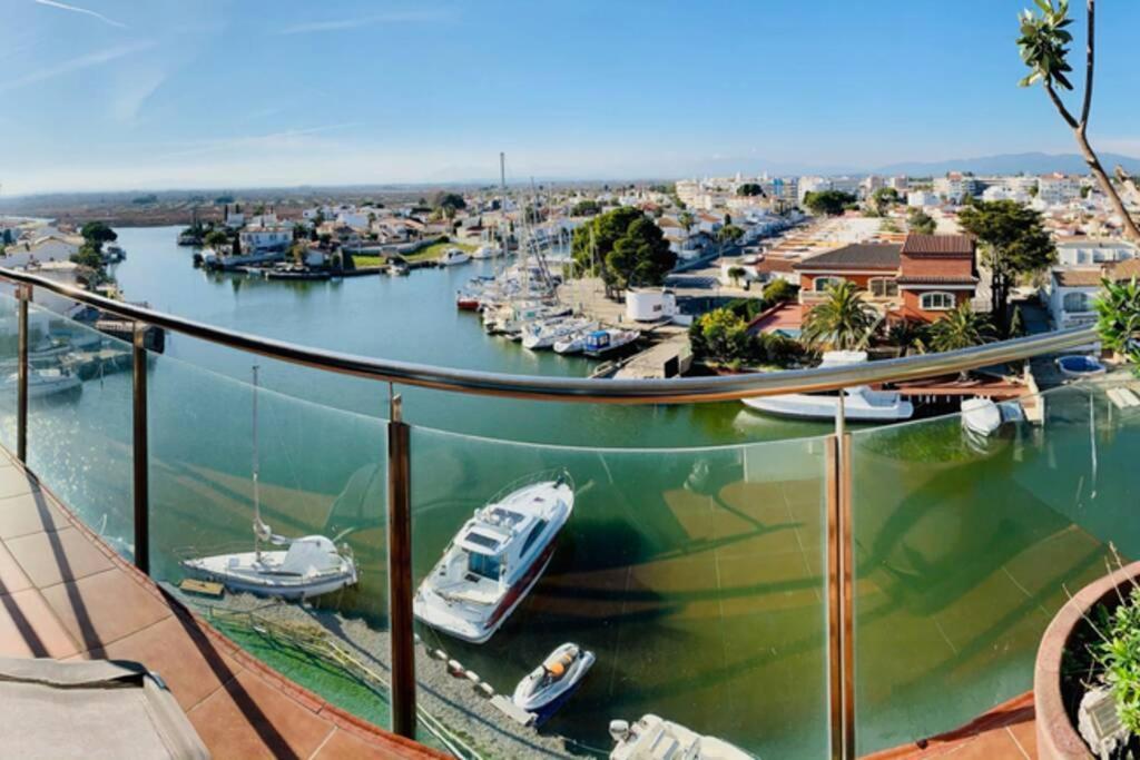Les Marines Apartment Roses Exterior foto